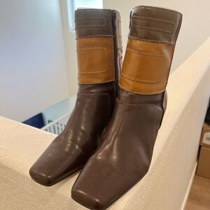 Natural Reflections Two-Tone Brown Ankle Boots